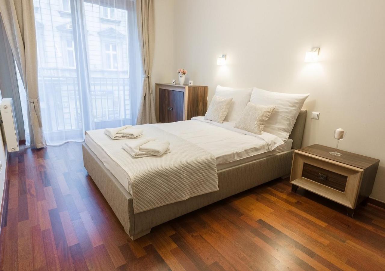 Ar Apartments - Angel Center Краков Экстерьер фото
